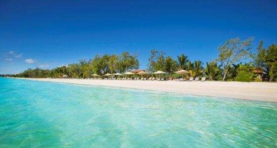 hav og strand ved Maritim Crystals Beach Hotel mauritius